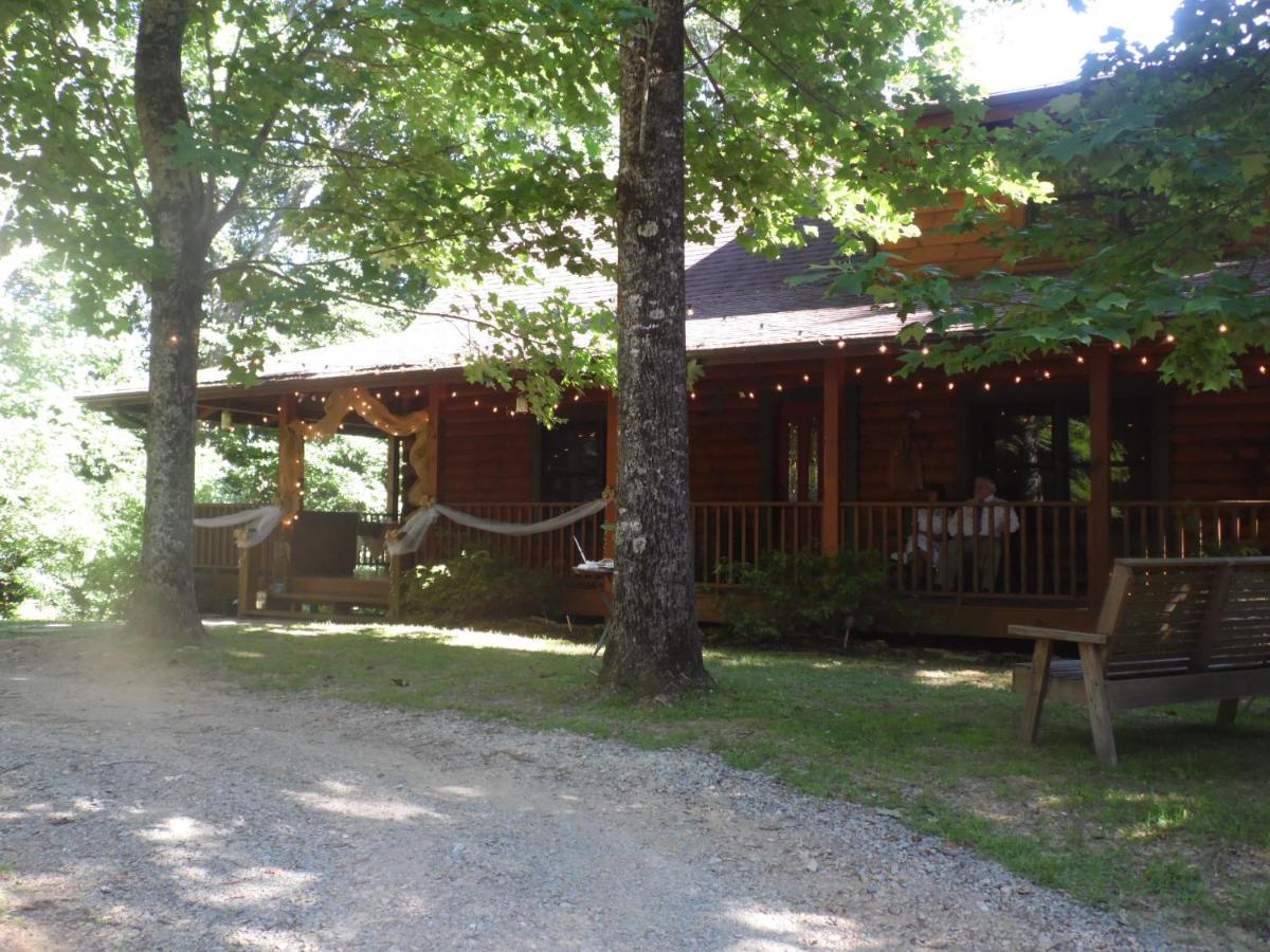 Fiddlers Roost B&B Cabins Galax Экстерьер фото