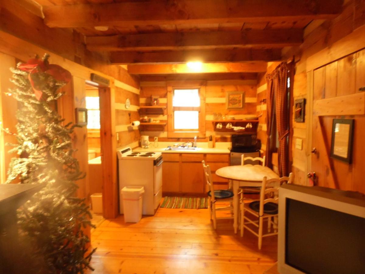 Fiddlers Roost B&B Cabins Galax Экстерьер фото
