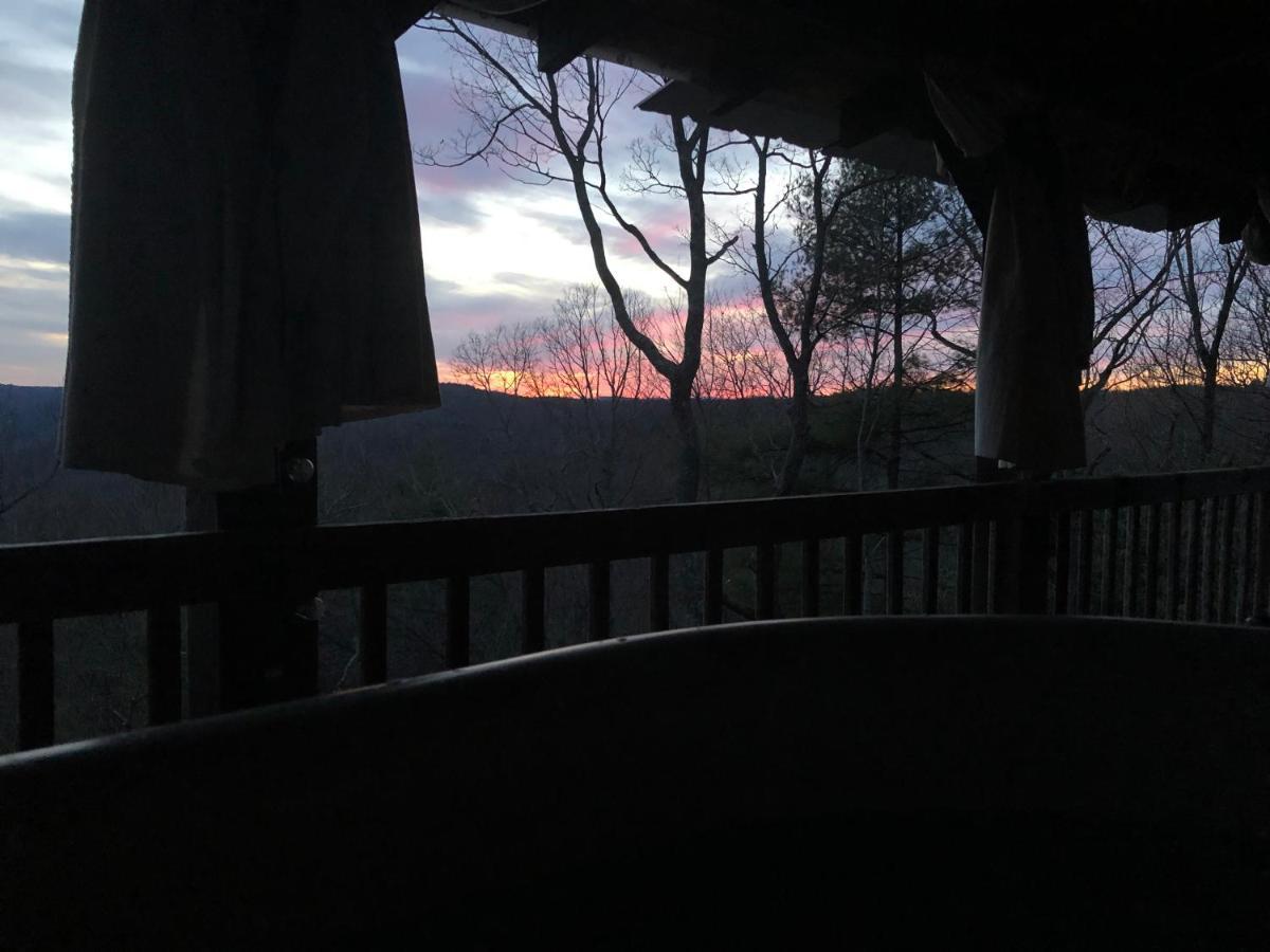 Fiddlers Roost B&B Cabins Galax Экстерьер фото