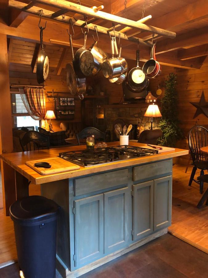 Fiddlers Roost B&B Cabins Galax Экстерьер фото