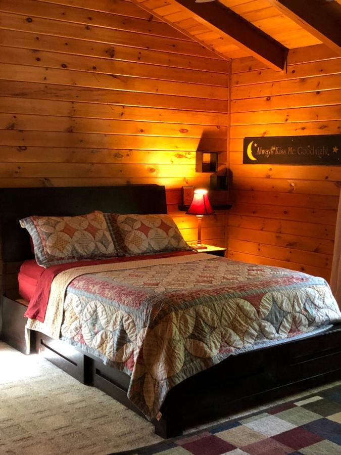 Fiddlers Roost B&B Cabins Galax Экстерьер фото